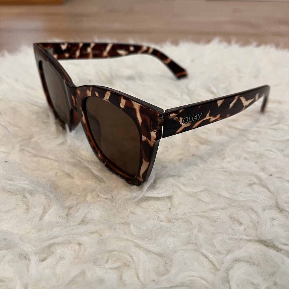 QUAY Tortoise Smoke Sunglasses